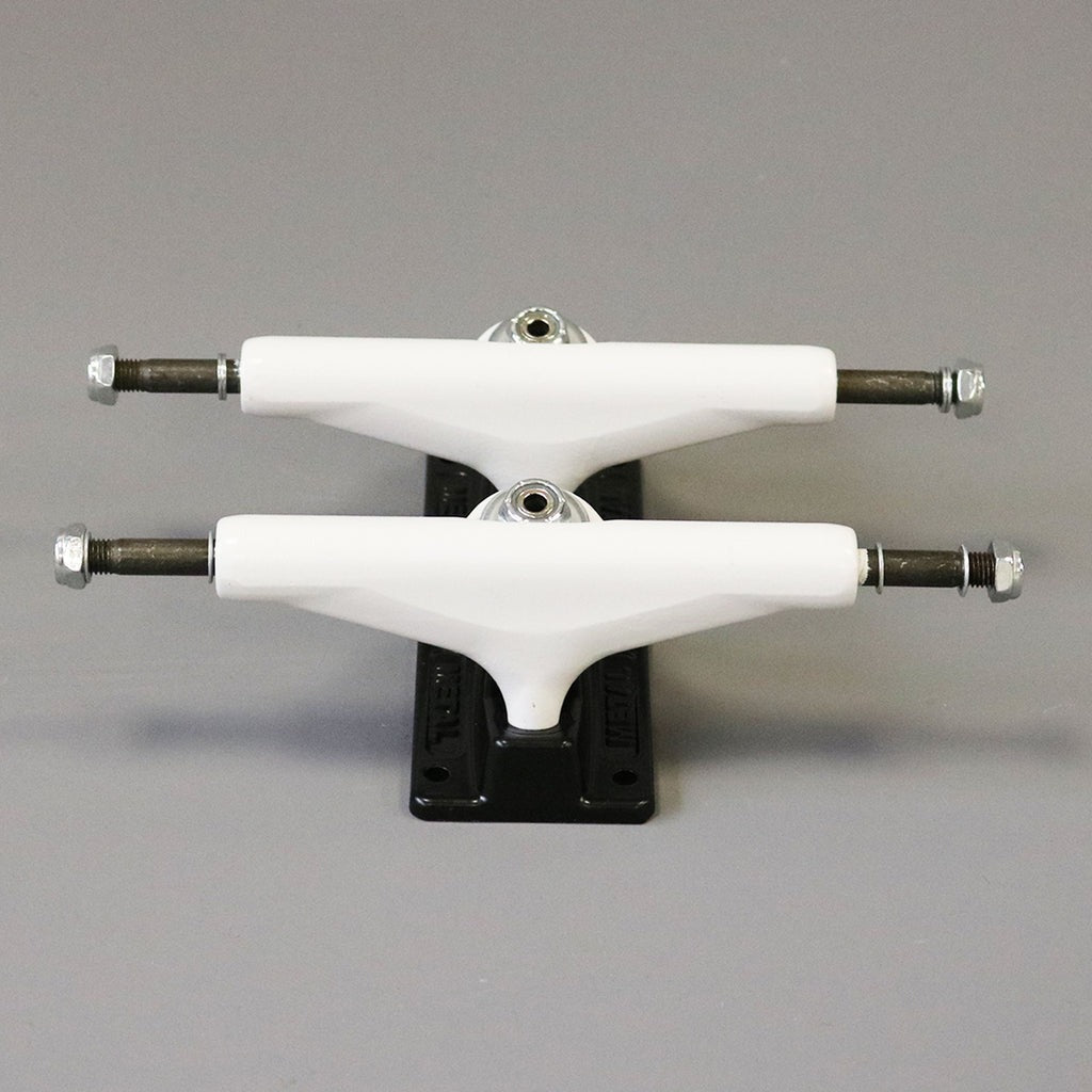 Picture Wheel Trucks - White/Black